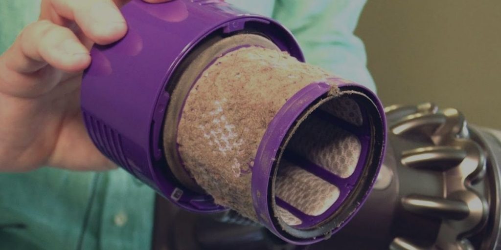 How to Clean a Dyson Vacuum? - SmartVacuumGuide.com